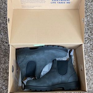 Rustic Black Blundstone Chelsea Boots